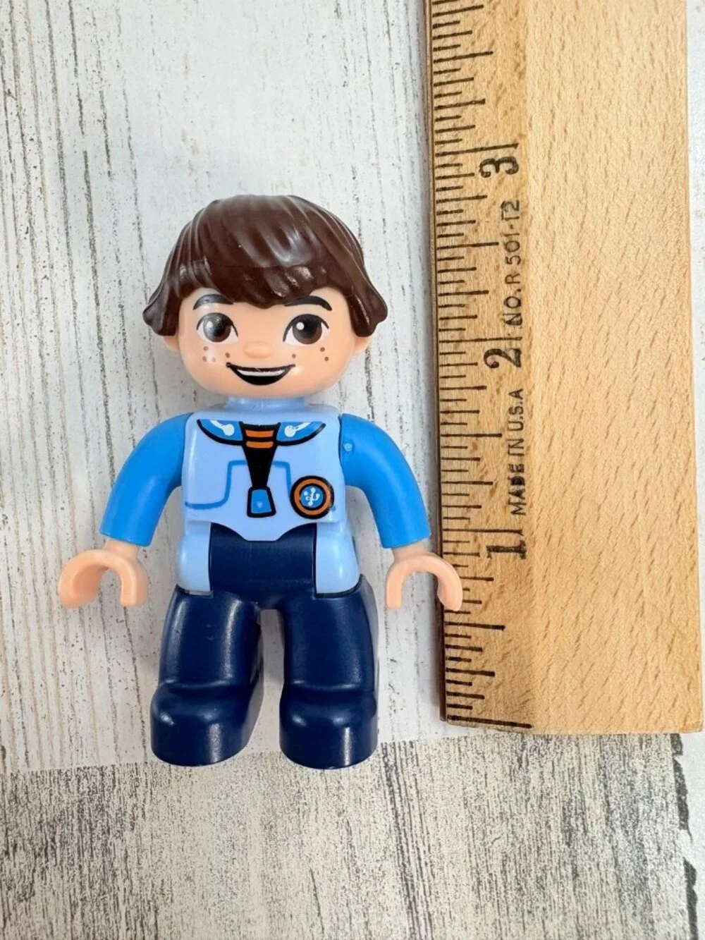 LEGO Duplo Miles from Tomorrowland Figure Astronaut Space Boy - Picture 3 of 3
